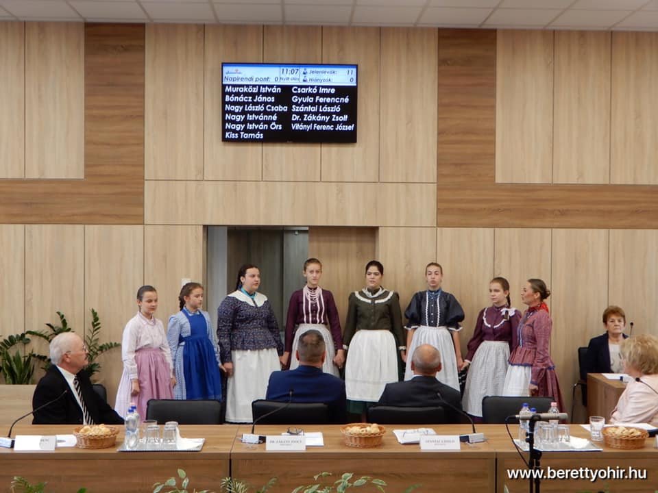 Megalakult a képviselő-testület 25